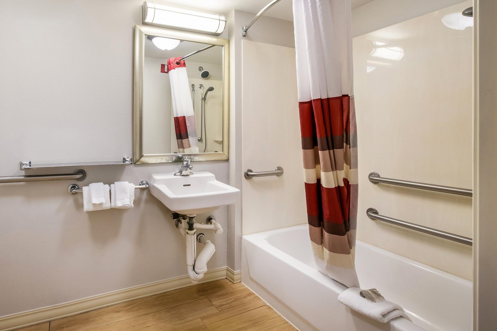 Red Roof Inn Lansing West - Msu Ngoại thất bức ảnh